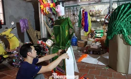 Làng nghề Phúc Am nổi tiếng làm vàng mã hàng chục năm nay