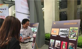 Triển lãm biếm hoạ báo chí Việt Nam điểm qua những chặng đường của biếm hoạ báo chí Việt Nam 