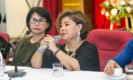 NSND Thanh Hoa vẫn hát ở tuổi 70