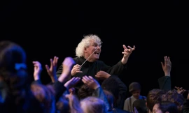 Nhạc trưởng lừng danh đến Bờ Hồ cùng dàn nhạc giao hưởng London 