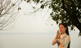 Hoa Trần làm MV "Chiều phủ Tây Hồ" đậm màu sắc đạo Mẫu