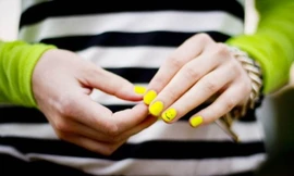 Mẹo ‘diện’ nail neon hoàn hảo nhất