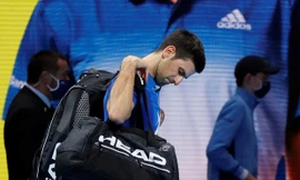 Djokovic buồn bã rời ATP Finals 