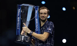 Medvedev vô địch ATP Finals: Xứng danh quân vương