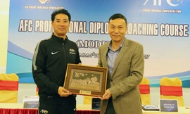 Giám đốc kỹ thuật người Nhật ở chung khu nhà với HLV Park Hang Seo 