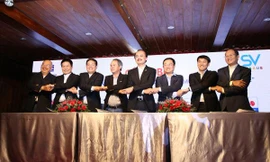 Bầu Đức, bầu Thắng cùng nhau tài trợ bóng đá học đường 