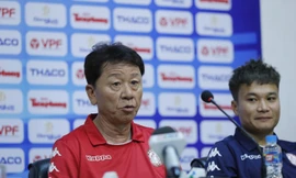 HLV Chung Hae Seong. Ảnh: Như Ý