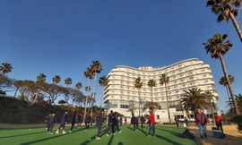 Tuyển nữ Việt Nam nhận quà bất ngờ từ thầy Park 