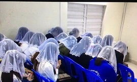 Phó hiệu trưởng bị kỷ luật vì tham gia 'Hội Thánh Đức Chúa Trời'
