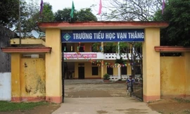 Trường tiểu học Vạn Thắng - nơi người dân tố xã “ăn bớt” tiền tu sửa lại trường.