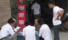 Mỗi năm có hàng nghìn sinh viên bị đuổi học, bỏ học.