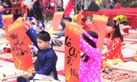 Dạy trò yêu tết xưa