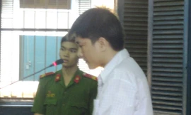 Bị cáo Nguyễn Mạnh Cường tại phiên tòa. Ảnh Hoàng Quỳnh