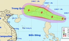 Đường đi của bão. Ảnh: NCHMF 