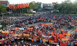 Míttinh phản đối Trung Quốc hạ đặt giàn khoan Hải Dương-981 tại vùng biển của Việt Nam tại Hải Phòng ngày 14/5. (Ảnh: Huy Hùng/TTXVN) 