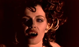 Giải mã truyền thuyết Ma cà rồng, Bướm ‘ma ca rồng’ hút máu để làm gì?