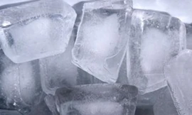 KFC và McDonald's bị cáo buộc dùng nước đá bẩn