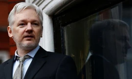 Ông trùm Wikileaks Julian Assange