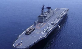 Tàu chiến Dokdo của Hàn Quốc tham gia cuộc tập trận đối phó vũ khí hủy diệt hàng loạt của Triều Tiên. Ảnh: Yonhap