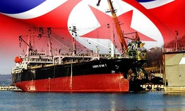 Tàu Lucky Star 7 của Triều Tiên được đổi tên thành KUM YA vào tháng 11 năm ngoái.