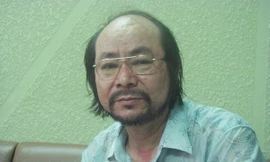 Theo TS Nguyễn Văn Cừ, việc xử phạt các đám cưới đồng tính là không đúng quy định pháp luật