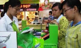 Giá tăng, sinh viên rủ nhau… 'chơi sang'