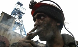 Tai nạn mỏ than là mối đe dọa với các thợ mỏ. Ảnh: BBC