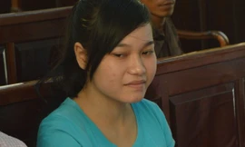 Bị cáo Nhung tại toà