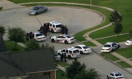 Xả súng thảm sát trong gia đình, 6 người chết