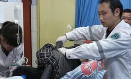 Anh Li Jen bị cột đèn đâm xuyên người