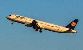 Một máy bay của hãng Lufthansa. Ảnh: Skynews