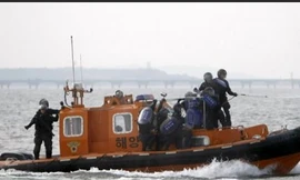 Lực lượng tuần duyên bờ biển Hàn Quốc.