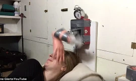 Đồng hồ lắp tay giả để tát mặt chủ nhân 'đánh thức'