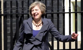 Bà Theresa May. 