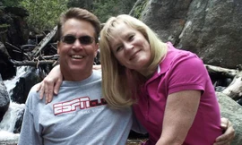 Harold Henthorn và người vợ thứ hai, Toni.