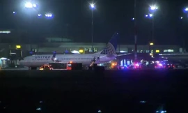 Máy bay Mỹ hạ cánh an toàn tại sân bay Canada. 