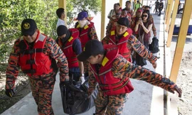 Những thi thể được trục vớt (Ảnh: BBC)