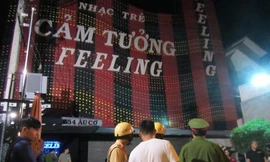 Đột kích bar Cảm Tưởng, tạm giữ gần trăm khách chơi