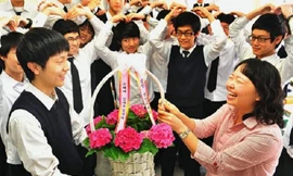 Các nước trên thế giới tôn vinh ngày nhà giáo vào dịp nào?