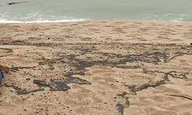 Dầu loang trong vụ tàu Thái Lan chìm trên biển Hà Tĩnh