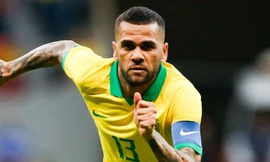Dani Alves trở về Brazil khoác áo Sao Paulo.