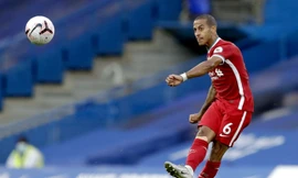 Thiago thực hiện 75 đường chuyền chính xác chỉ trong vòng 45 phút