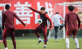 Tuyển Trung Quốc tập huấn tại Quảng Châu.