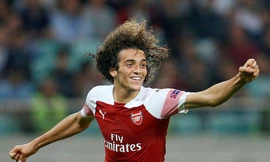 Matteo Guendouzi ăn mừng bàn thắng ra mắt Arsenal