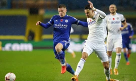 Đè bẹp ‘ngựa ô’ Leeds, Leicester vươn lên vị trí thứ hai 