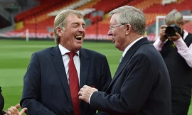 Sir Alex Ferguson và Kenny Dalglish có nhiều lần đối đầu trong quá khứ.