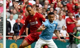 Cuối cùng ‘trung vệ thép’ Van Dijk cũng bị lừa qua