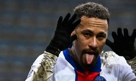 Neymar bất ngờ chốt tương lai, gieo sầu cho Barcelona