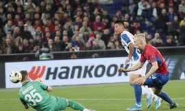 Wu Lei đi vào lịch sử bóng đá Trung Quốc.