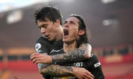 Cavani trả giá đắt vì lỡ miệng trên mạng xã hội.